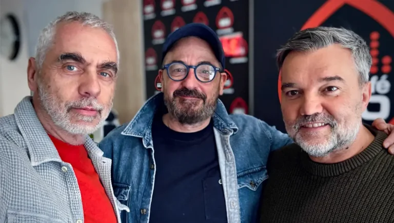 Kapitány Iván, Béres Attila és Hevér Gábor a radiocafé stúdiójában