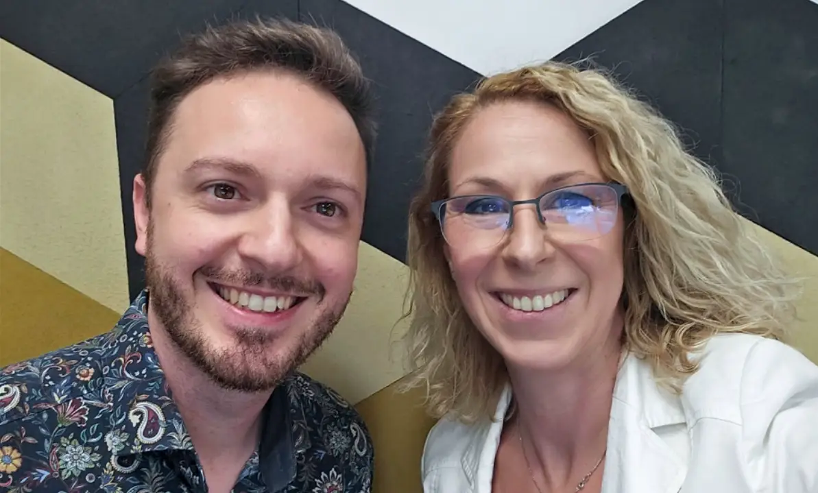 Dr. Simon Botond és Kutasi Judit a radiocafé stúdiójában