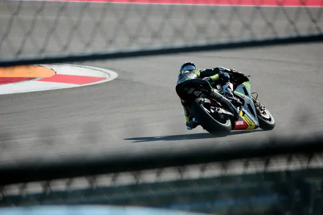 Kép egy MotoGP versenyről