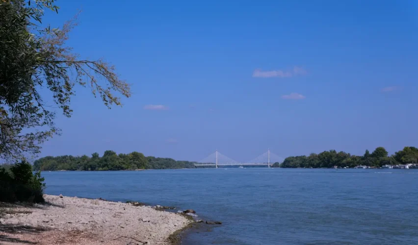 A Duna a Római-partnál