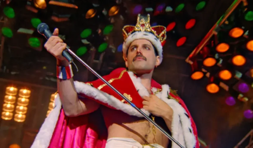 Freddie Mercury a Queen Budapest című koncertfilmben. Forrás: Trafalgar Releasing / Nemzeti Filmintézet - Filmarchívum.