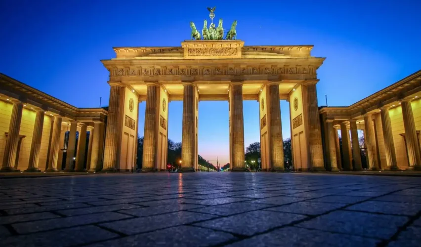 A Brandenburgi kapu, tetején a quadrigával. Fotó: Florian Wehde via Unsplash