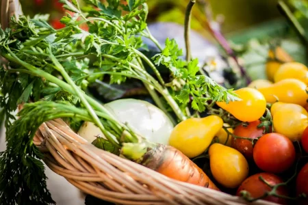 Az előfizetéses zöldségkosár változatos és vegyszermentes