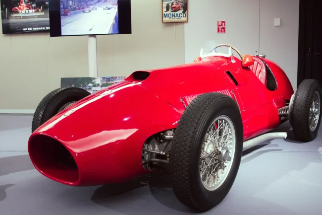 Hunt, Lauda, Fittipaldi és az ordító V8-as
