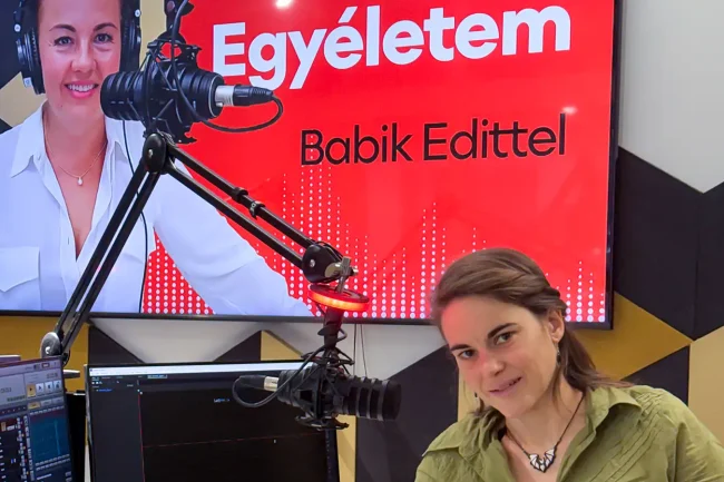 Berentés Ágnes az Egyéletem stúdiójában